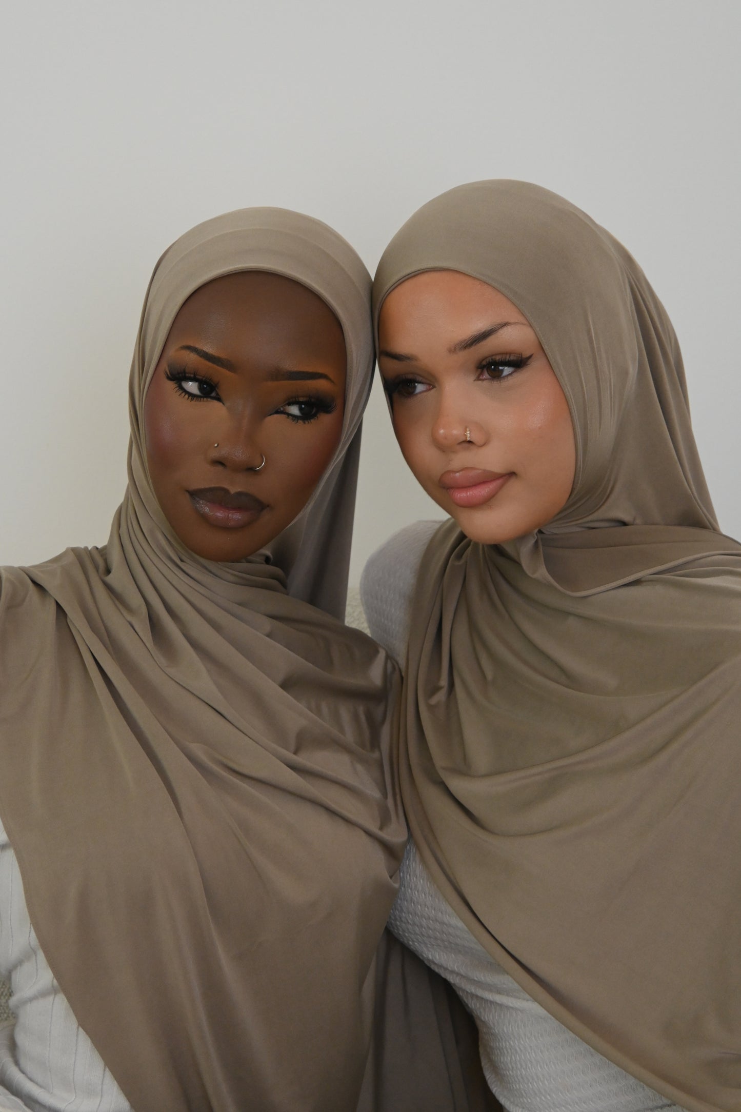 Mocha liquid jersey (Includes non-slip cap)