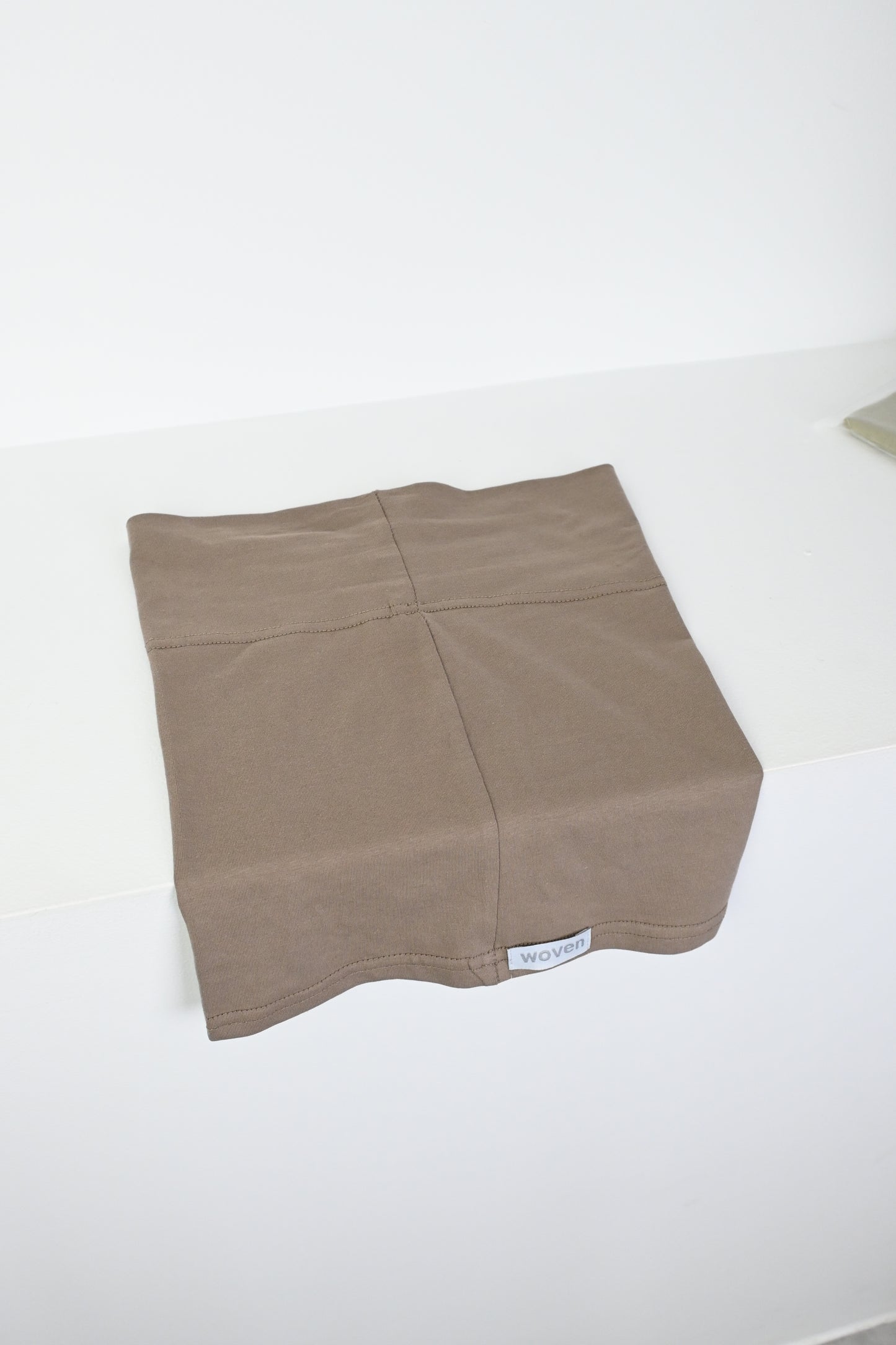 Mocha non-slip cap