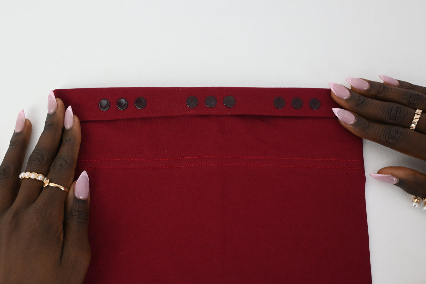Burgundy non-slip cap
