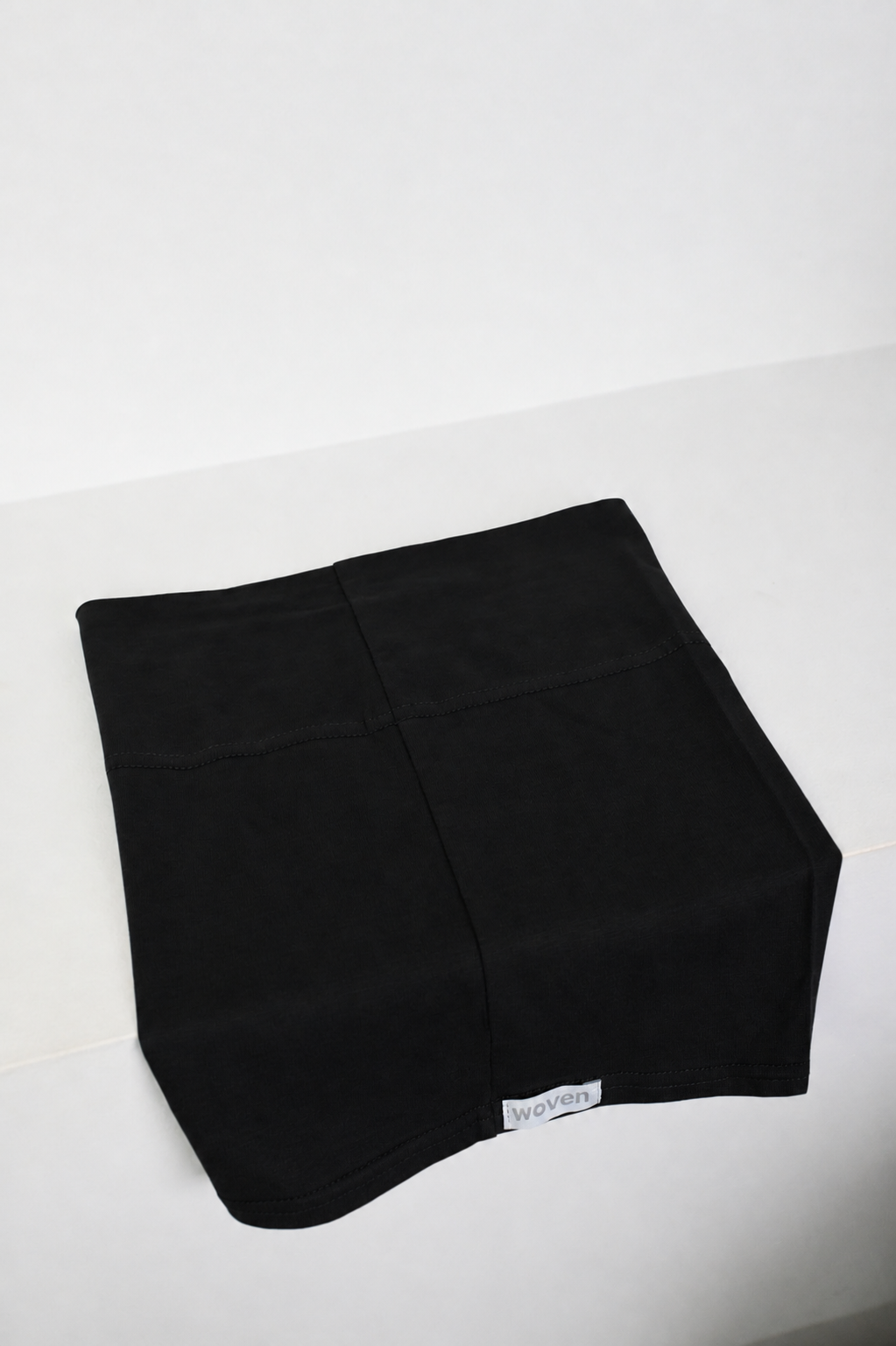 Obsidian non-slip cap
